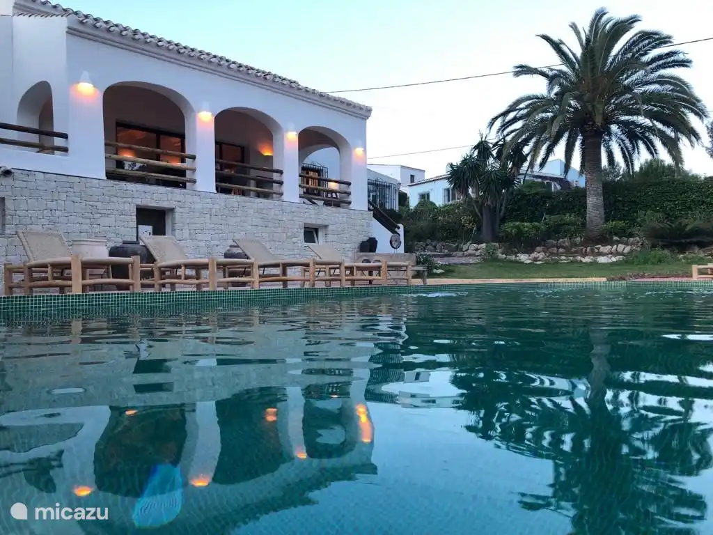 vue depuis la piscine