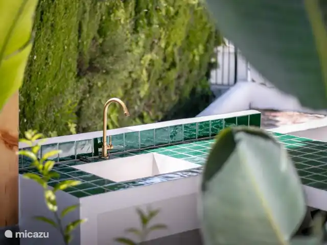 Casa Mi Media Naranja | Espagne, Costa Blanca, Jávea - villa Détail : carreaux marocains faits à la main sur le bar extérieur