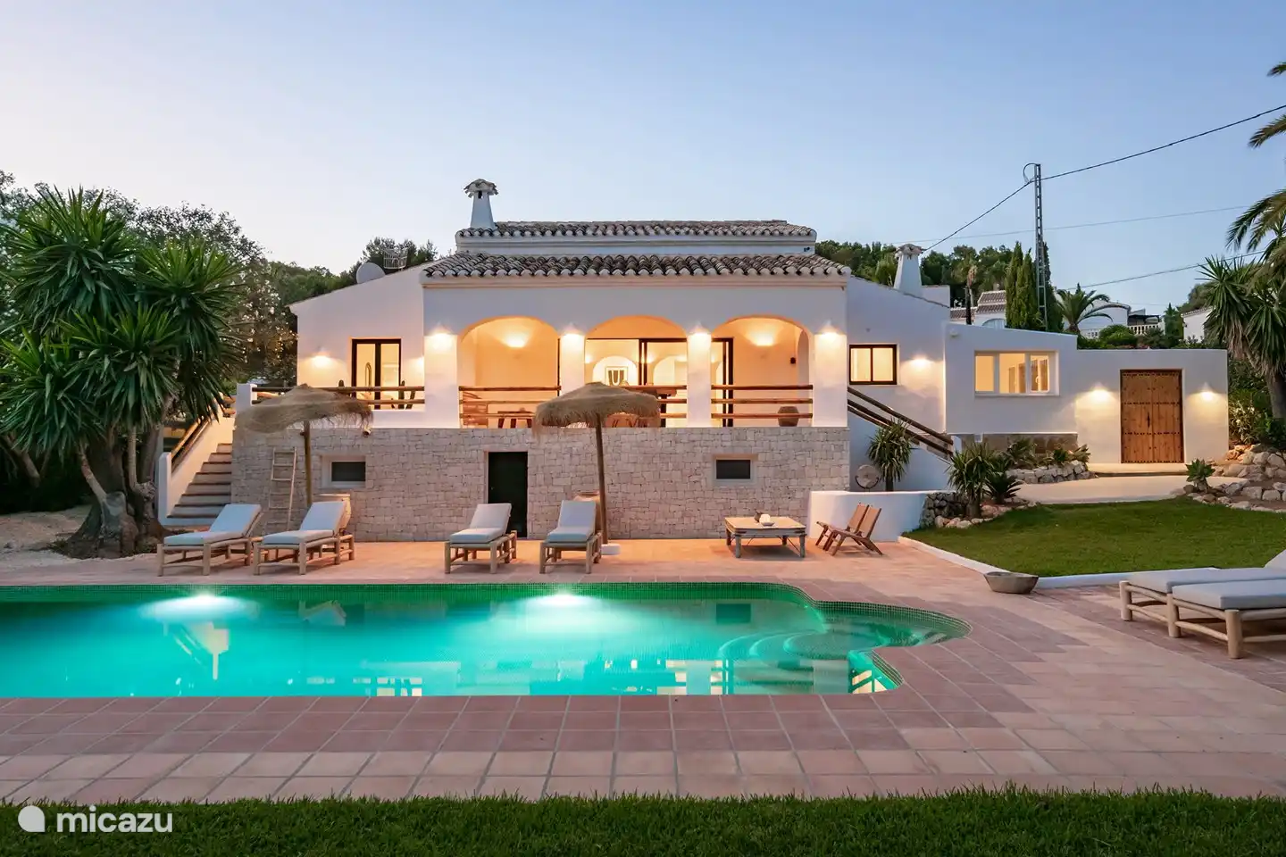 Casa Mi Media Naranja de nuit