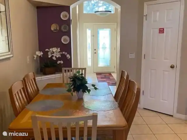 Rolling Hills - à 10 minutes de Disney! | États-Unis, Floride, Kissimmee - maison de vacances Table à manger pour 6 personnes
