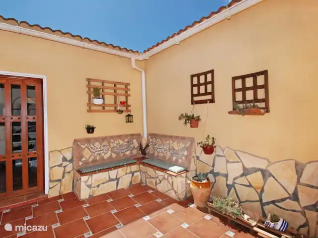 Villa Los Cuatro Vientos huren in Spanje, Costa del Sol, Comares - villa Een ideaal plekje om rustig een boek te lezen maar ook een gezellig hoekje om te keuvelen met vrienden of familie.