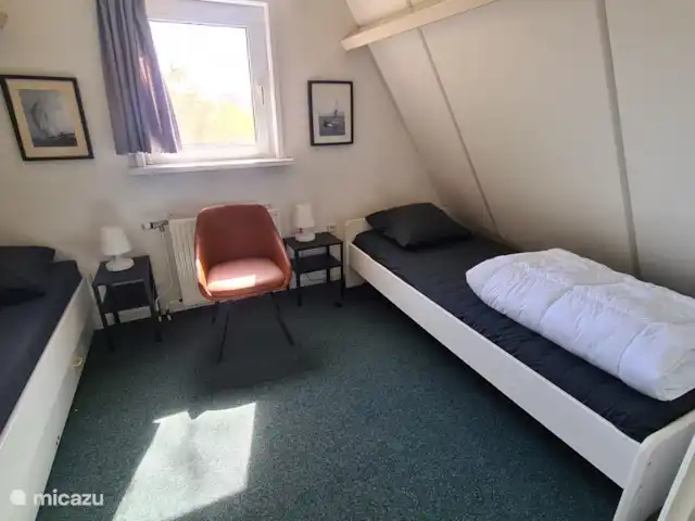 Maison de plain-pied 7-45 | Pays-Bas, Frise, Goingarijp - maison de vacances Chambre 2 (sur 3) : deux lits simples
