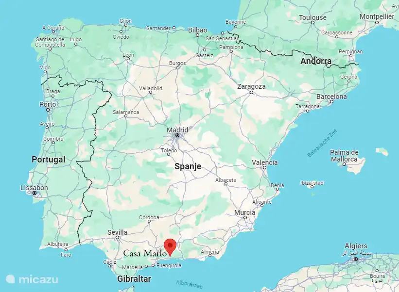 Casa Marlo is a 25-minute drive from the beach. Parking spaces are almost always available!