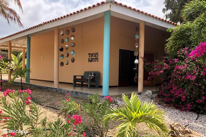 Vakantiehuis Curaçao, Banda Abou (west), Grote Berg Bungalow central located spacious apartment