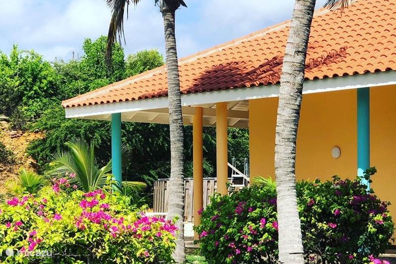 Holiday home Curaçao, Banda Abou (West), Grote Berg Bungalow centrally located spacious apartment