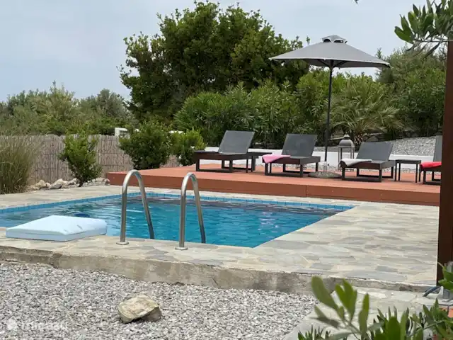 Villa Tichi | Grèce, Crète, Kyrianna - villa Les nombreuses possibilités de profiter du soleil.