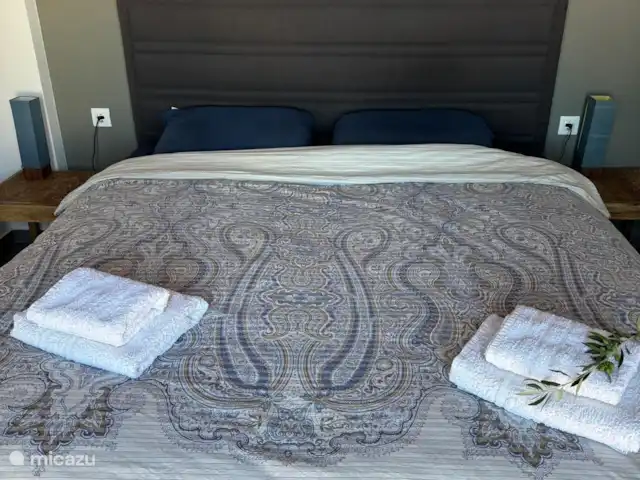 Villa Tichi | Grèce, Crète, Kyrianna - villa La salle de bain spacieuse pour 2 personnes.
