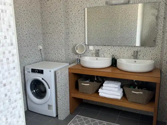 Villa Tichi | Grèce, Crète, Kyrianna - villa Une machine à laver est disponible.