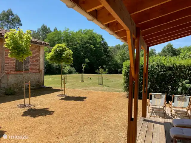 Maison d'amis | France, Gers, Larée - maison de vacances Vue de la terrasse vers le sud-ouest