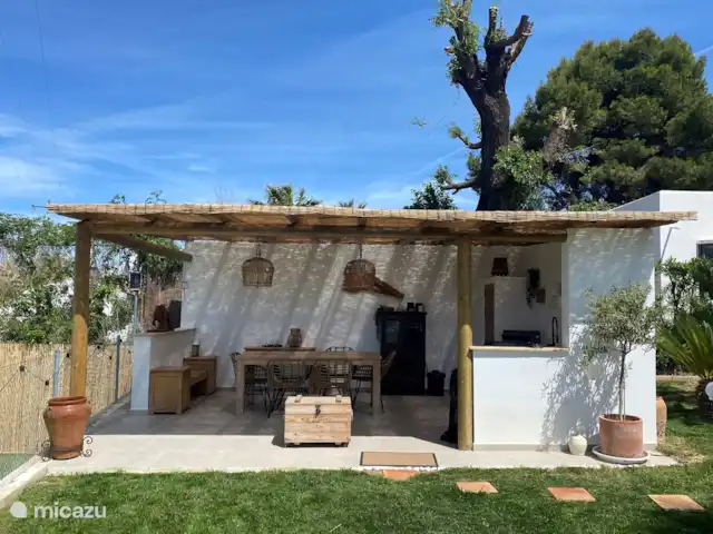 Finca Los Bastienos | Espagne, Costa Blanca, Dénia - villa La cuisine extérieure au soleil du soir...