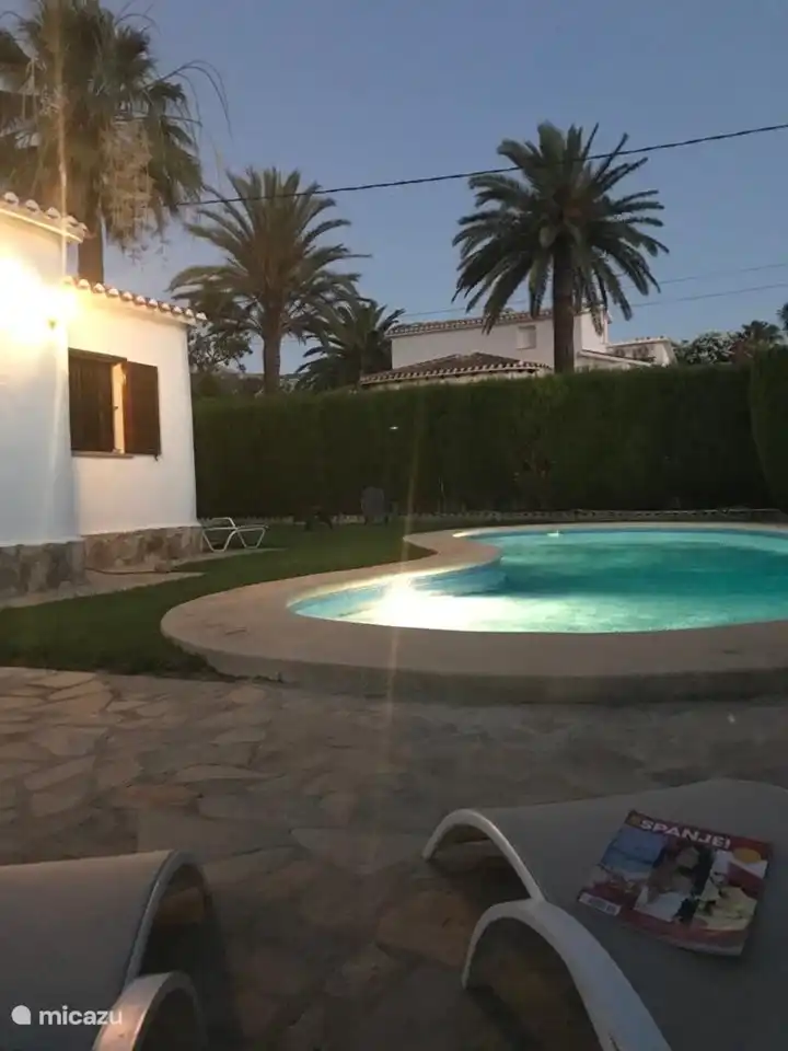 También puedes nadar por la noche (shhh