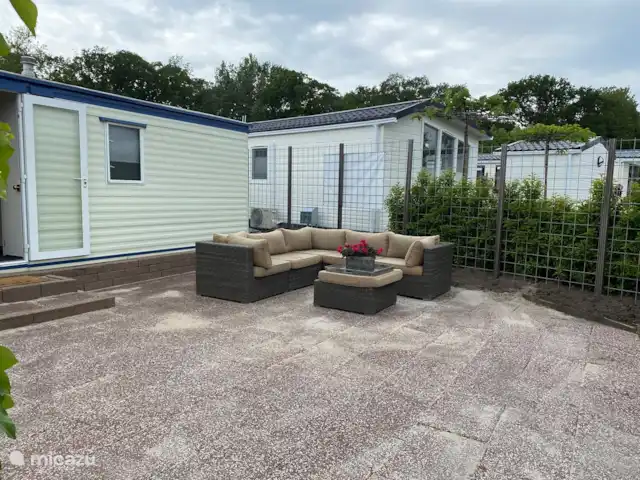 Rondeweibos en Países Bajos, Holanda Meridional, Rockanje - mobil home / caravana bonita terraza espaciosa