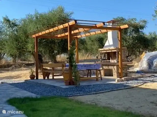 villa elias en Grecia, Peloponeso, Koroni - villa Cocina exterior con terraza barbacoa