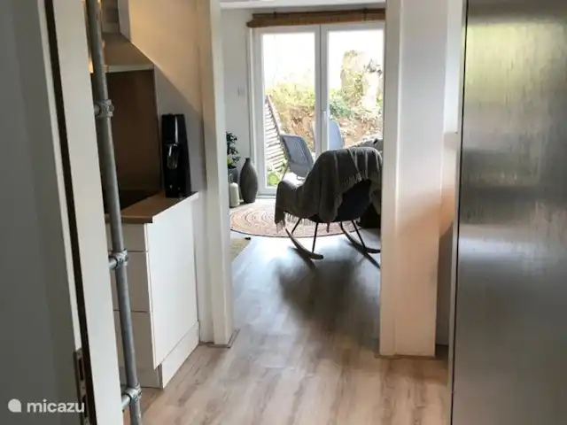 Haus am Berg huren in Duitsland, Sauerland, Diemelsee - vakantiehuis Doorgang keuken naar tuinkamer.