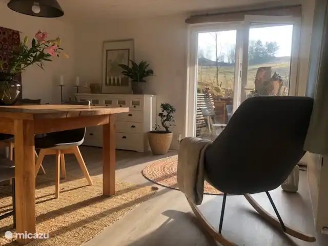 Haus am Berg huren in Duitsland, Sauerland, Diemelsee - vakantiehuis Lekker relaxen in de schommelstoel genietend van het natuurschoon, flora en fauna!
