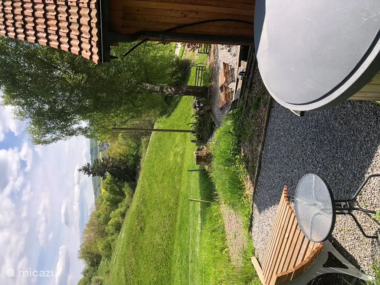 Aussicht von der Terrasse mit Whirlpool.