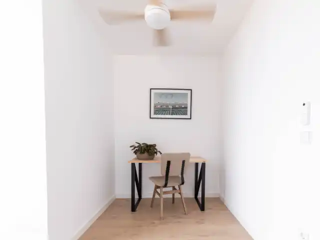 appartement huren in Spanje, Costa Blanca, Villajoyosa – Penthouse Atico Bay extra werkplek op overloop bij dakteeras