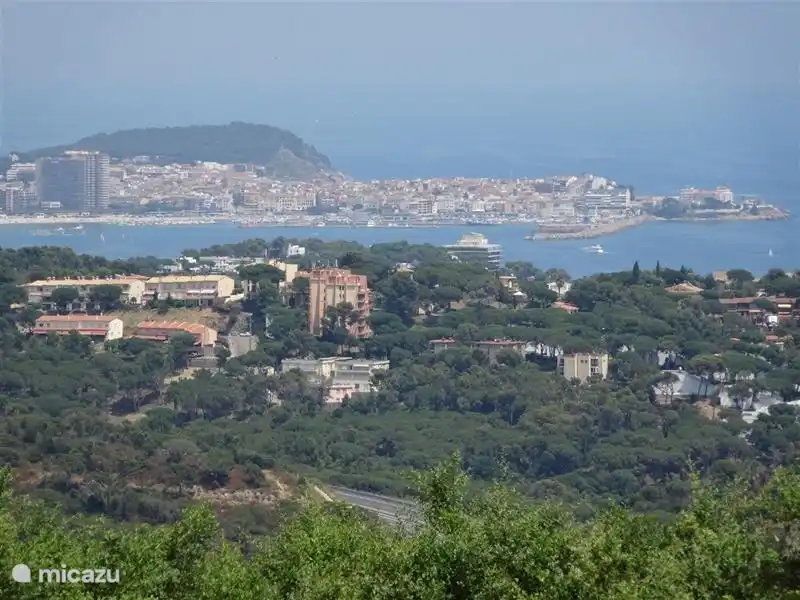 Nous vous souhaitons de merveilleuses vacances ensoleillées à la Casa Hofman !