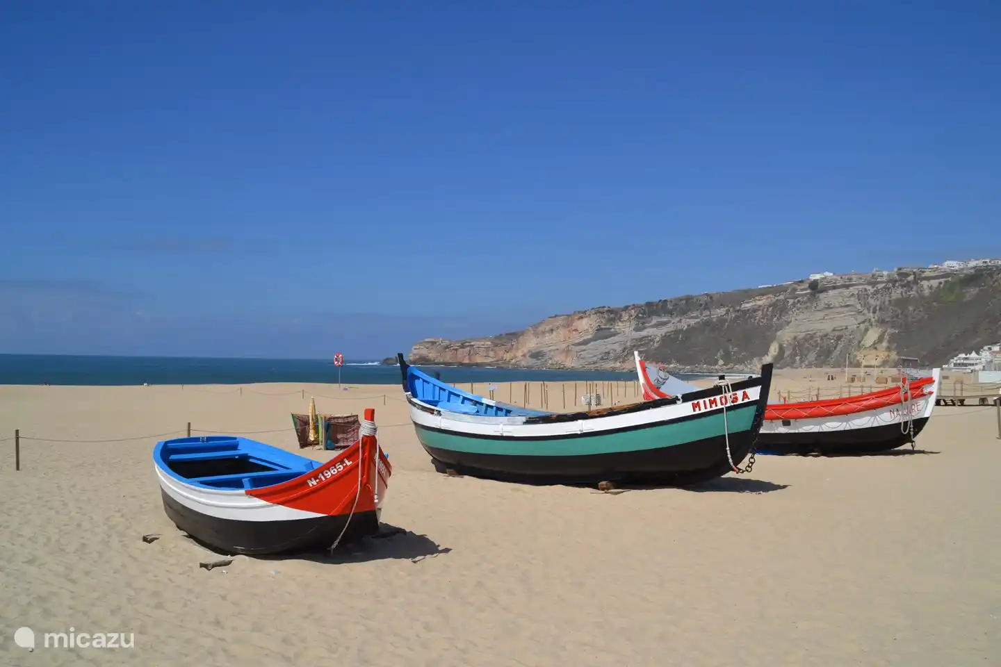 der Strand in Nazaré