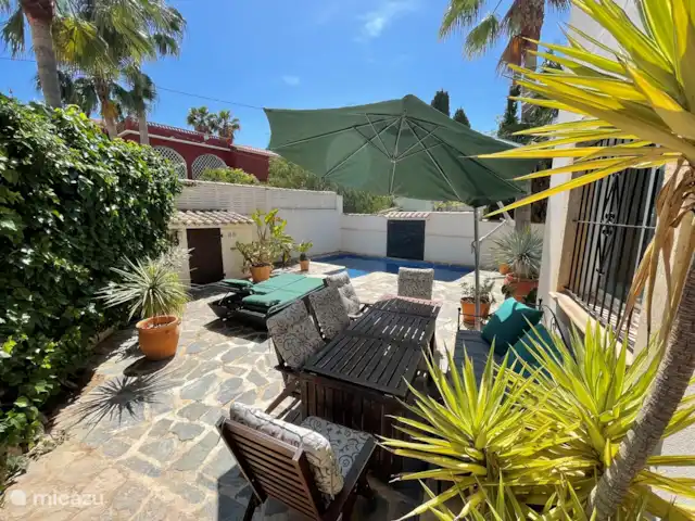 Maison Van Schaik | Espagne, Costa Blanca, Albir - maison de vacances Costa Blanca - villa à Albir - Casa van Schaik : Nous disposons de toutes les installations dont vous avez besoin pour passer de merveilleuses vacances au soleil. Vous voyez-vous déjà assis (ou allongé sur l’un des transats) dans notre oasis de verdure ?