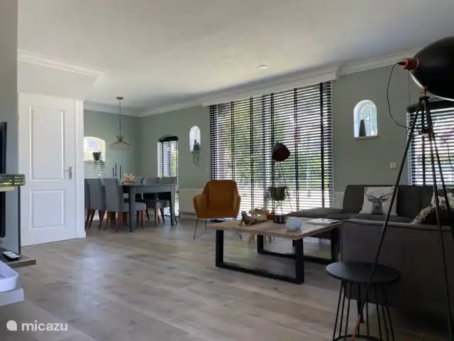 'Ons plekkie' bij het Hilgelo meer huren in Nederland, Gelderland, Winterswijk - vakantiehuis Woonkamer