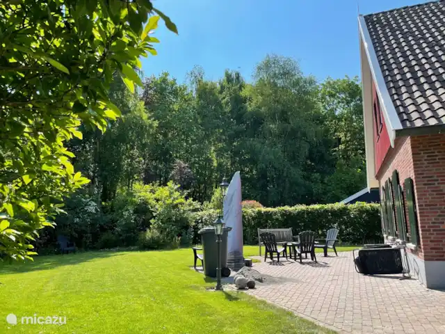 'Ons plekkie' bij het Hilgelo meer huren in Nederland, Gelderland, Winterswijk - vakantiehuis Riante zonnige tuin
