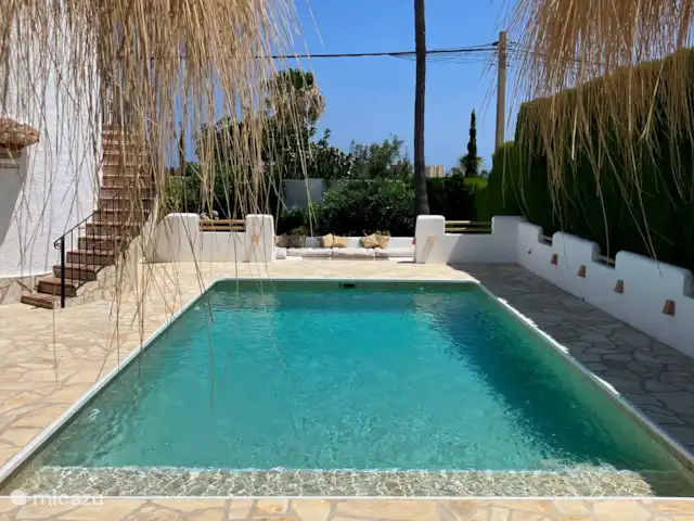 Casa La Sigala con vista al mar en España, Costa Blanca, Calpe - villa Terraza lounge con vistas a la piscina.