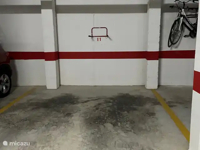 Playa Casa Marani en España, Costa Blanca, Guardamar del Segura - apartamento Garaje subterráneo con espacio para 2 bicicletas