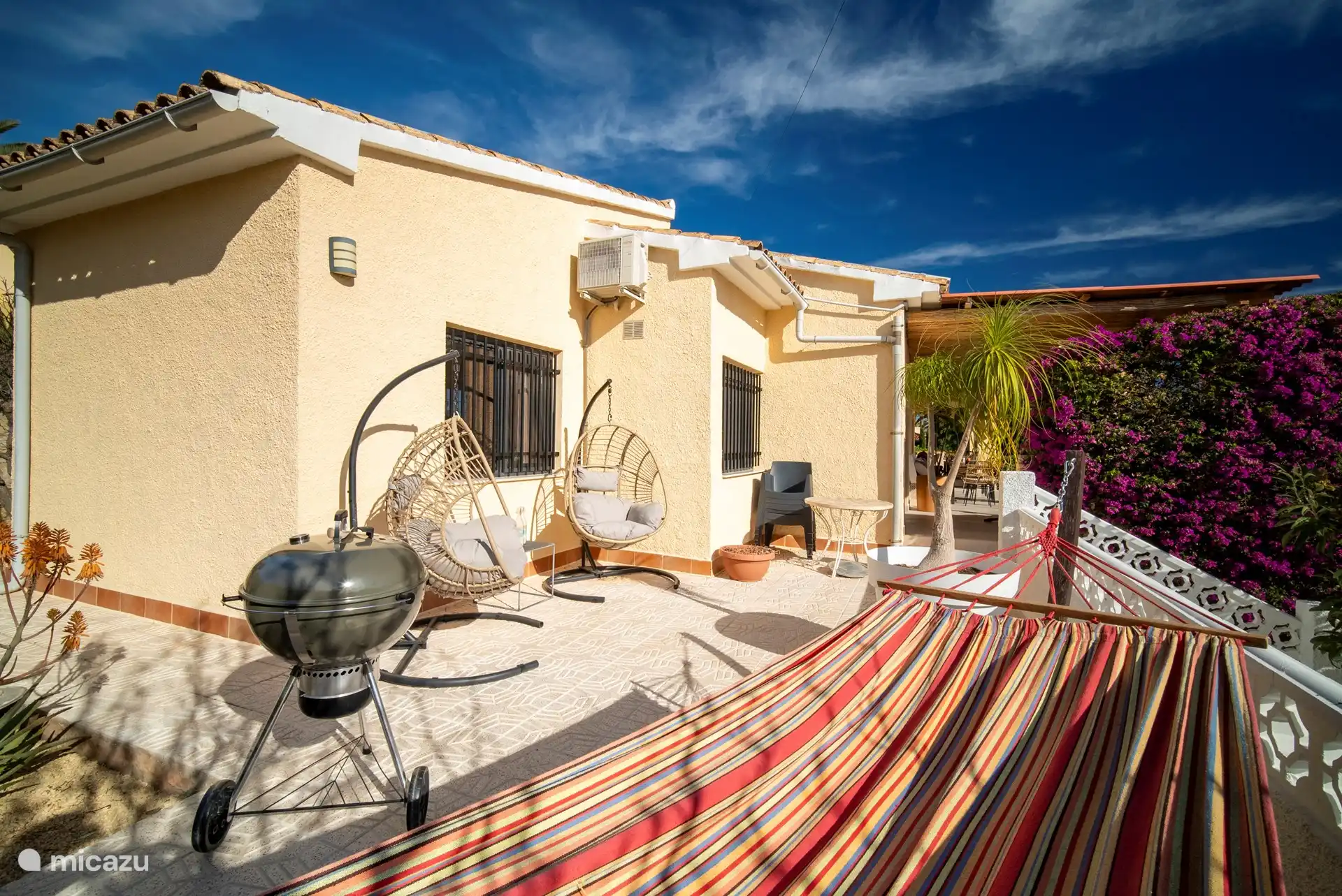 coin barbecue relaxant et farniente dans le hamac