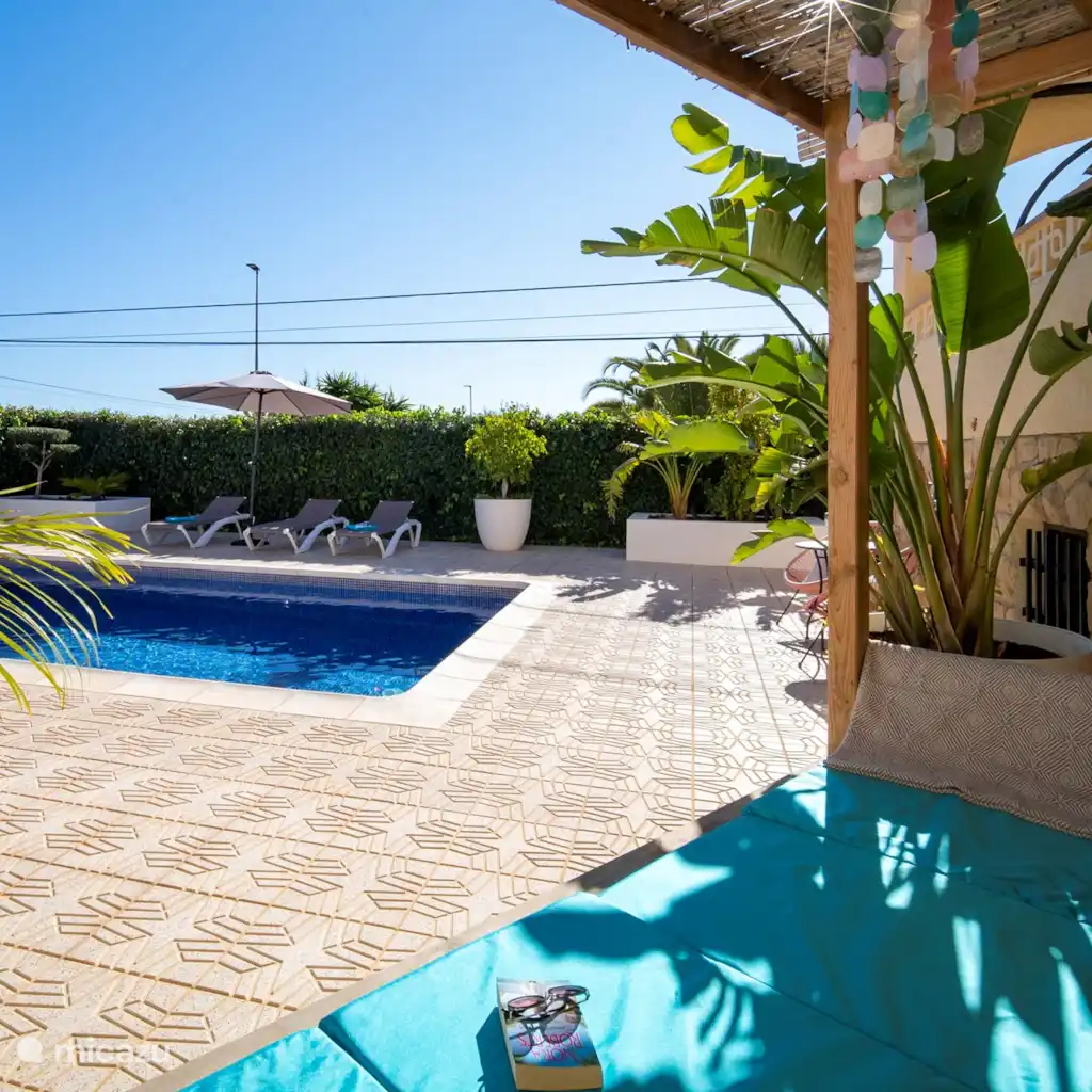 Villa Maestros
