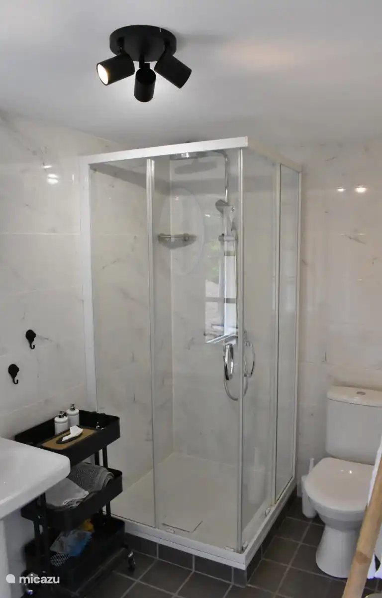 Badezimmer, 1. Stock