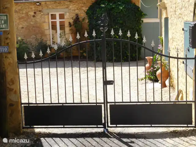 gîte / cottage huren in Frankrijk, Lot, Prayssac – Gite Font Cuberte Toegang tot Font Cuberte