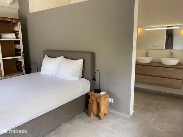Villa Contigo | Curaçao, Banda Ariba (est), Jan Thiel - villa Chambre 3 avec placard et salle de bain privée attenante