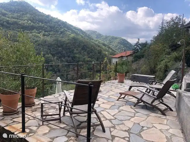 Casa Sorelle del vino huren in Italië, Ligurië, Apricale - finca Terras 3