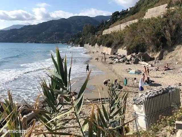 Casa Sorelle del vino huren in Italië, Ligurië, Apricale - finca Strand bij Ventimiglia