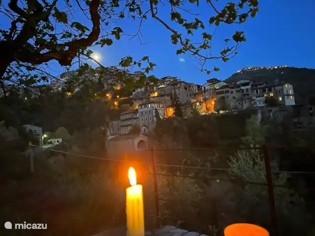 Casa Sorelle del vino huren in Italië, Ligurië, Apricale - finca