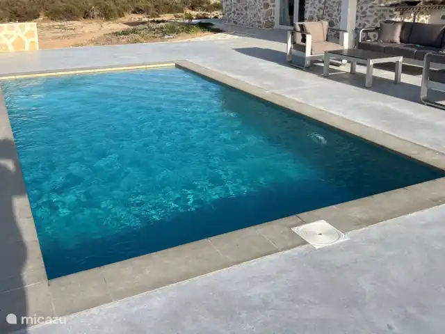 Location de Vacances Espagne, Costa Blanca, La Marina, finca - Casa nature à 5 min en voiture de la plage Belle piscine chauffée avec une vue magnifique