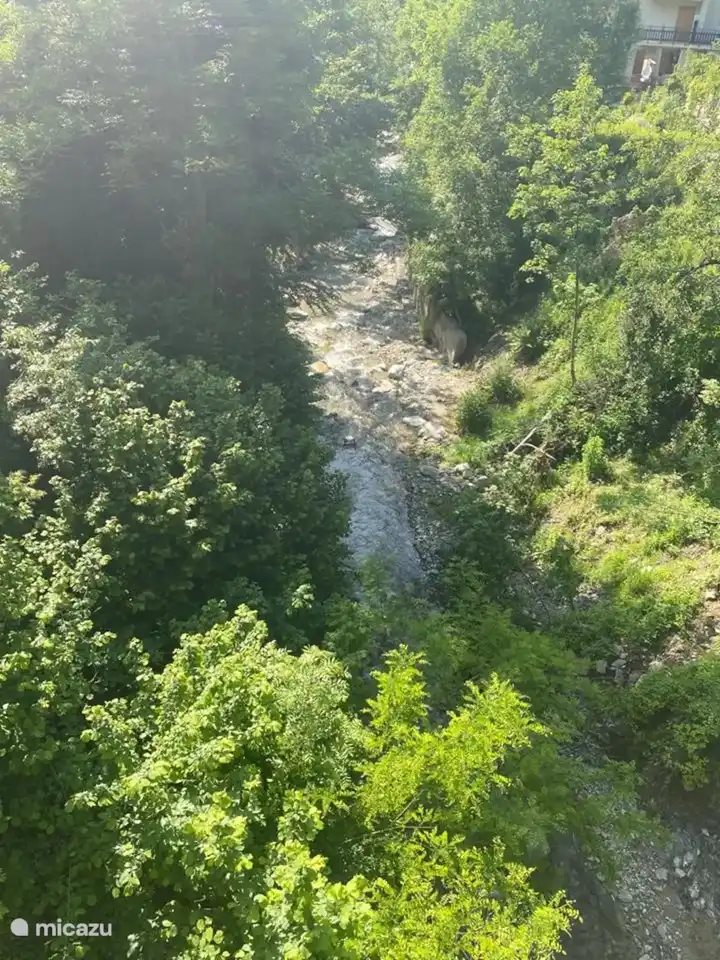 The walking tours already start behind the house.