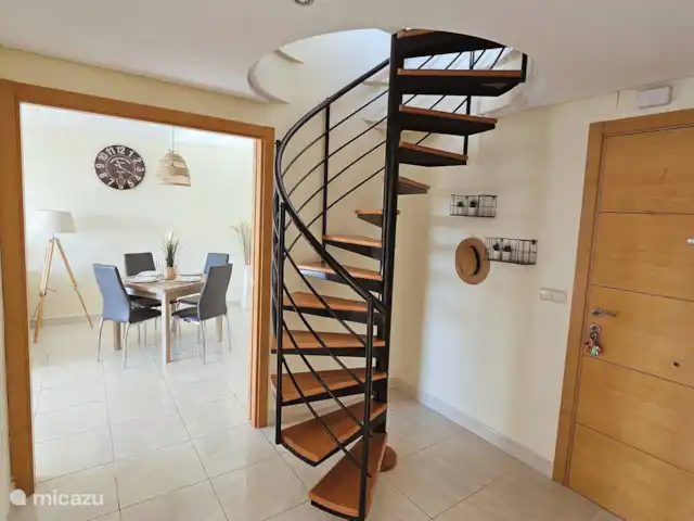 Costa Brisas huren in Spanje, Andalusië, Almayate - appartement Hal met trap naar het 2e grote terras