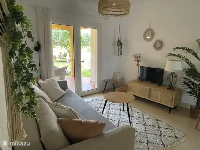 Casita de Dénia au bord de la mer! | Espagne, Costa Blanca, Dénia - appartement salon avec portes-fenêtres