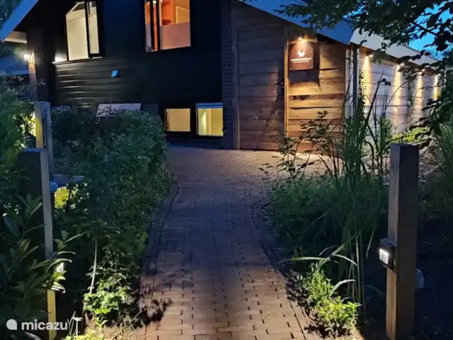 Cottage Achterhoek avec sauna/bain à remous 6 | Pays-Bas, Gueldre, Aalten - maison de vacances Juste quelques photos la nuit. Nous avons des lumières super atmosphériques partout.