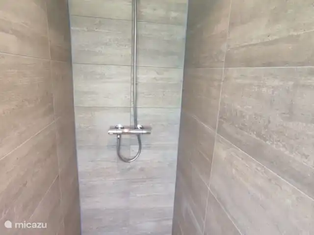Cottage Achterhoek avec sauna/bain à remous 6 | Pays-Bas, Gueldre, Aalten - maison de vacances C'est aussi agréable... une belle douche à l'italienne. Élégant et très pratique