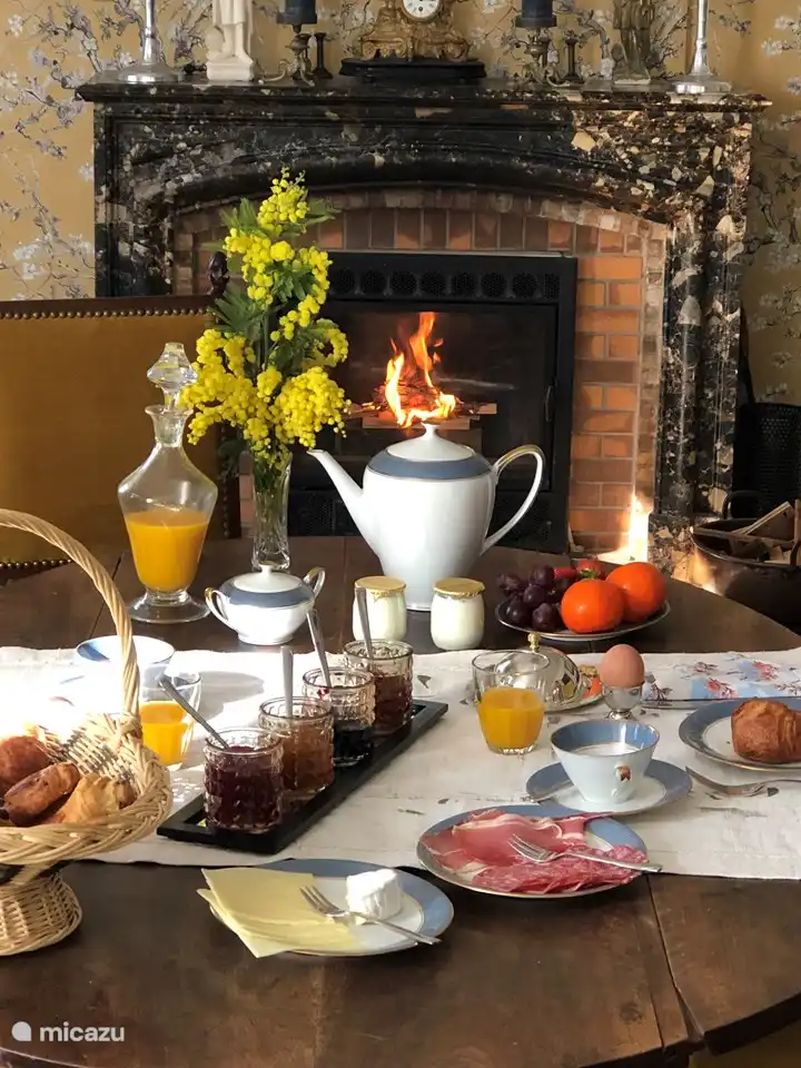 Nous servons également le petit-déjeuner si vous le souhaitez.