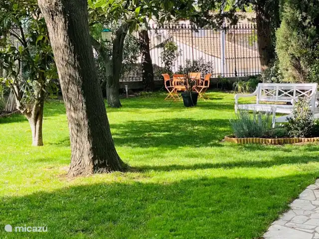Wandelen, Frankrijk, Aude, Ginestas, appartement Maison du Midi, appartement Montano