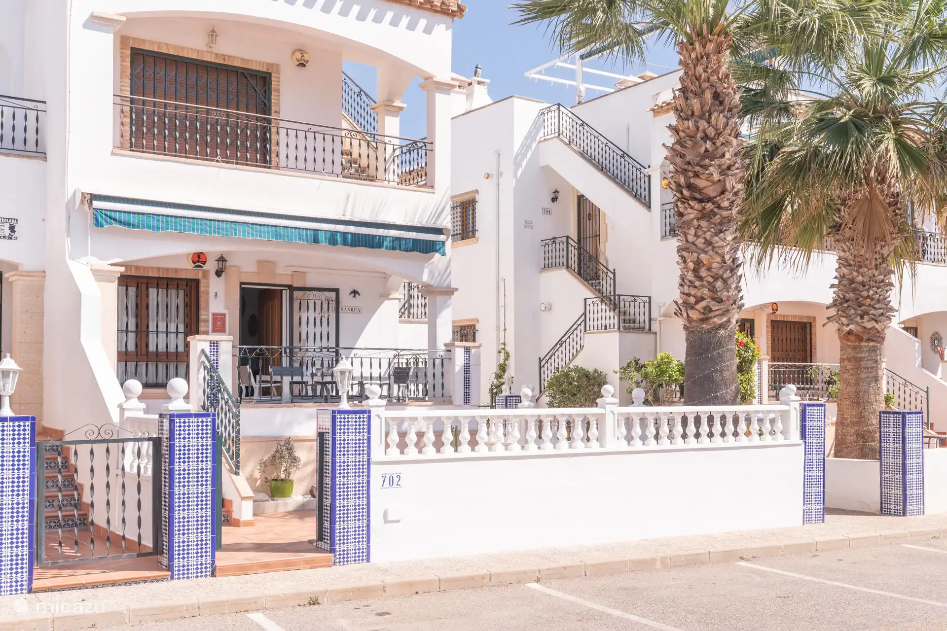 Jardin rez-de-chaussée et balcon