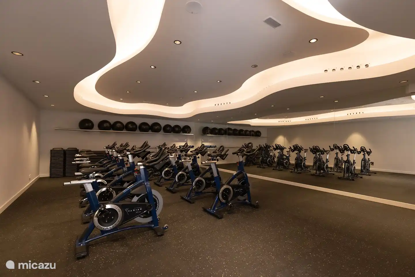 Suficiente ciclismo para empezar bien el día con un entrenamiento.