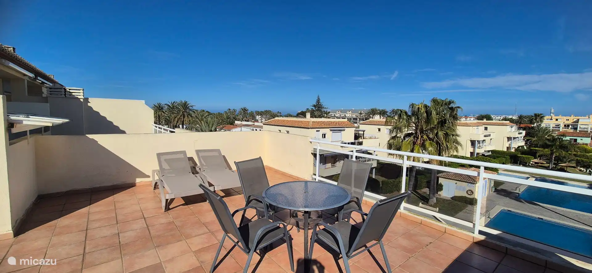 roof terrace