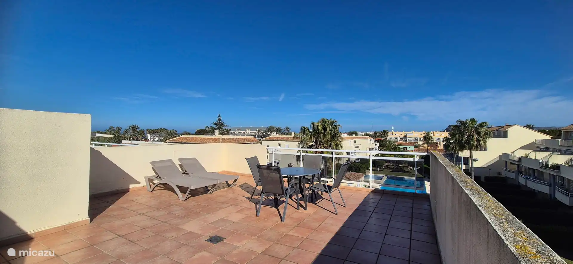 roof terrace