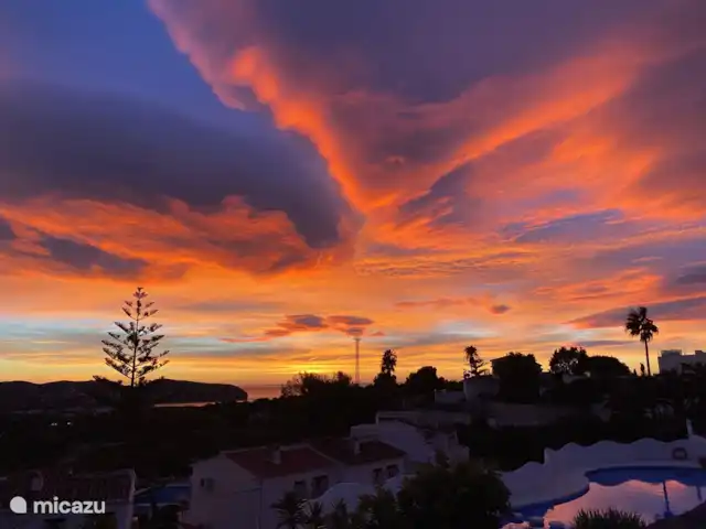 Joyau de la Casa Lenti. piscine Moraira | Espagne, Costa Blanca, Moraira - maison de vacances beau jeu de couleurs au coucher du soleil