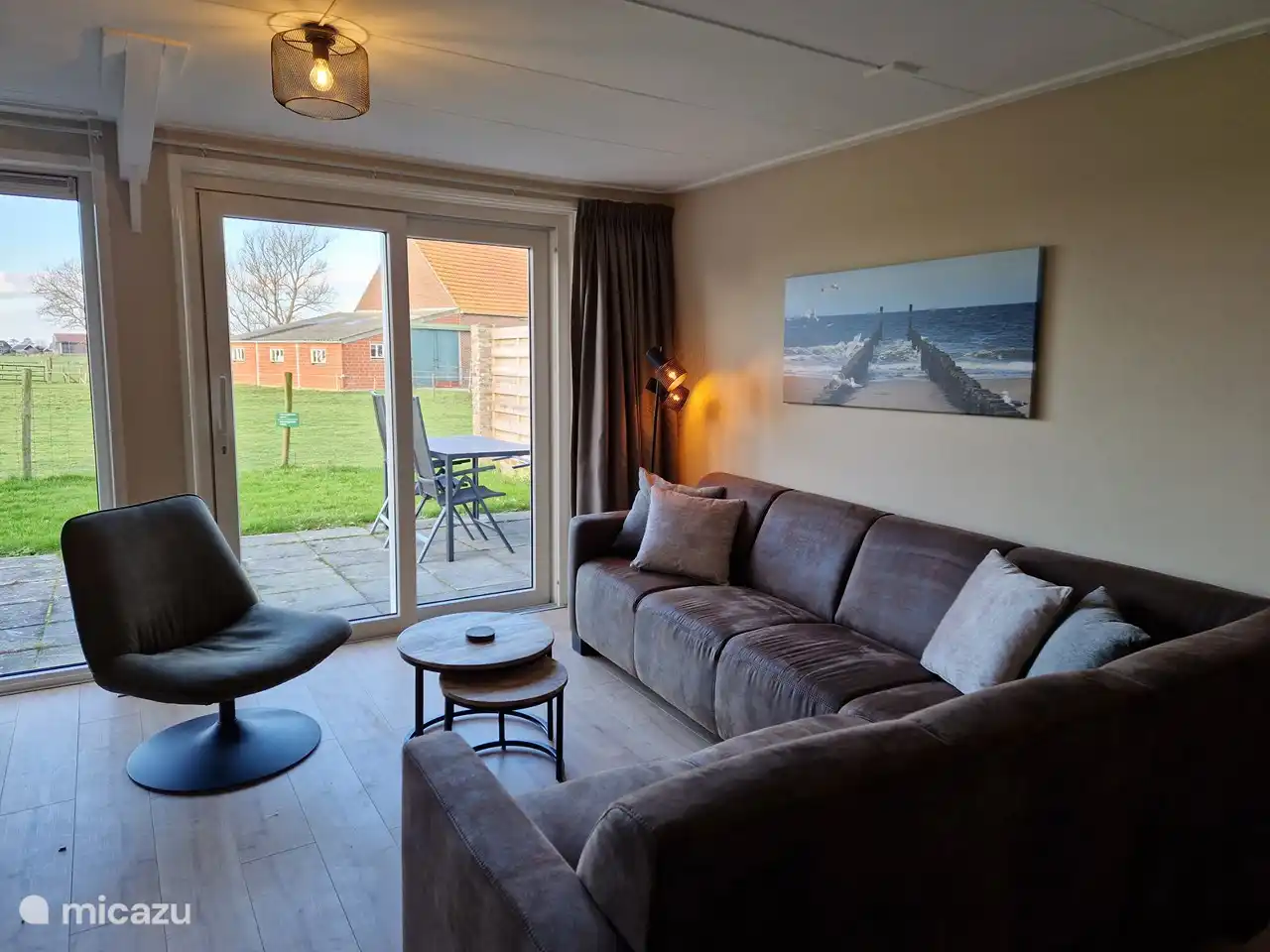 Sitzecke mit schöner Aussicht auf die Dünen von Zouteland